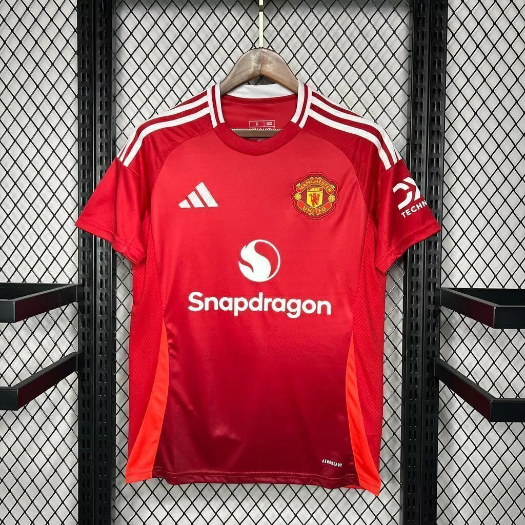 camisa-manchester-united-home-24-25-torcedor-adidas-vermelho-imagem1-jpg-f511e63e8e2bb34d0e17217766210336-1024-1024
